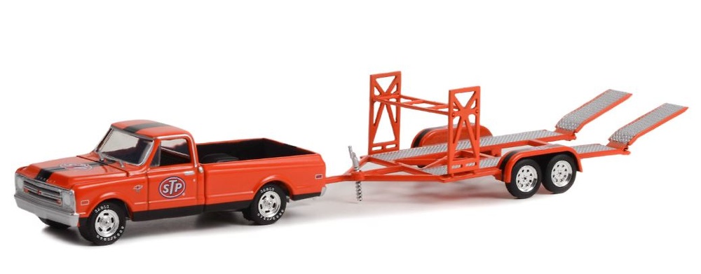 Chevrolet C-10 + with Tandem Car Trailer STP (1968) Greenlight 1:64 