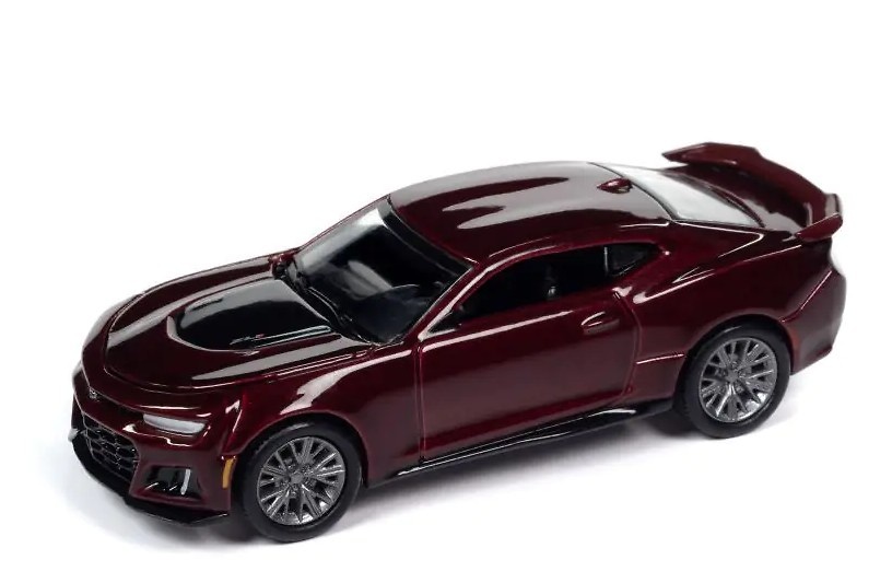 Chevy Camaro ZL1 Wild Cherry 2022 AUTO WORLD AWSP138A scale 1/64 