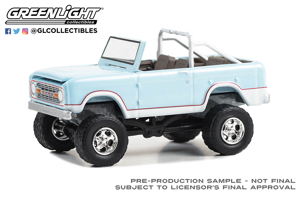 Ford Bronco Custom - Sea Foam Green (Lot #1340.1) 1970 greenlight 1/64 