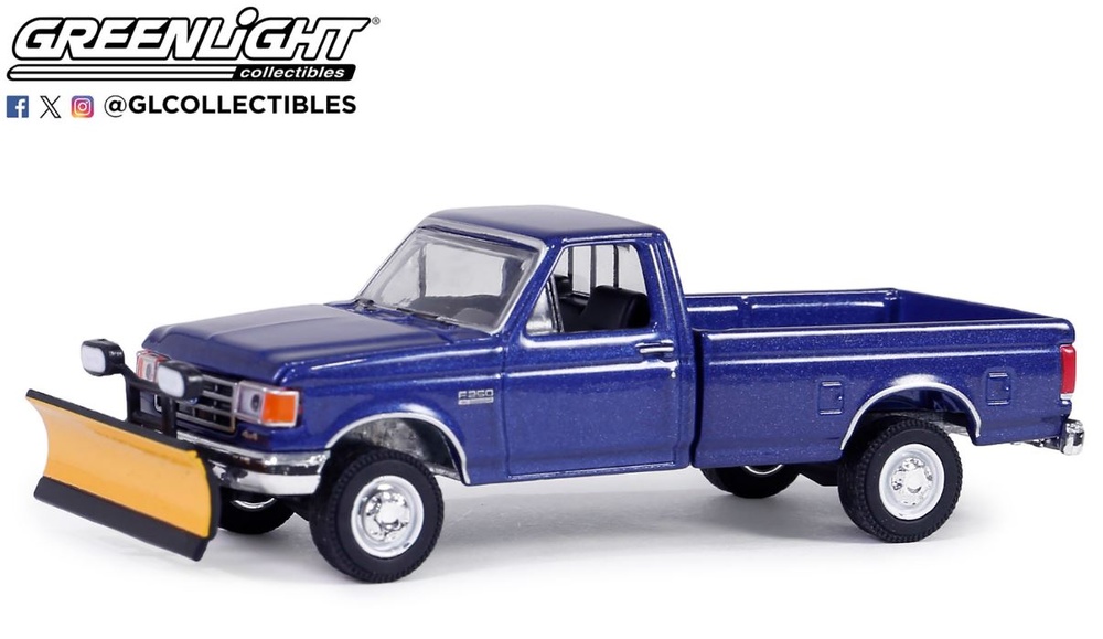 Ford F-250 XL 4X4 with Snow Plow (1991) greenlight scale 1:64 