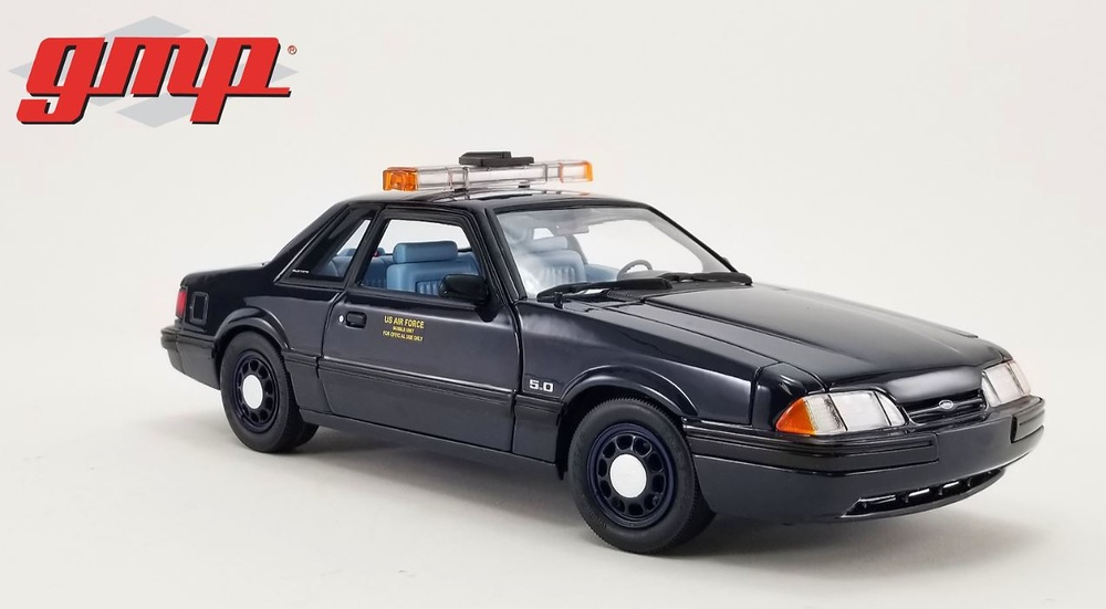 Ford Mustang 5.0 SSP - U.S. Air Force U-2 Chase Car - Dragon Chaser GMP 18975 scale 1:18 