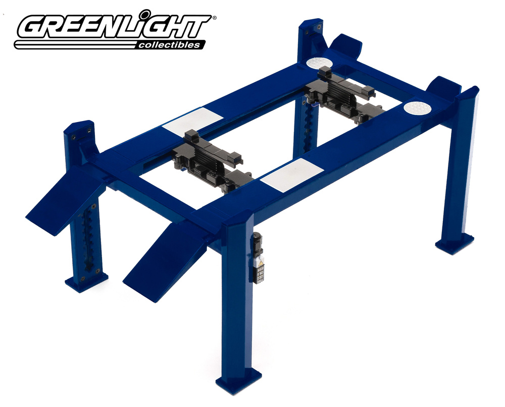 1:18 scale 4-Post Lift - Greenlight 12884 