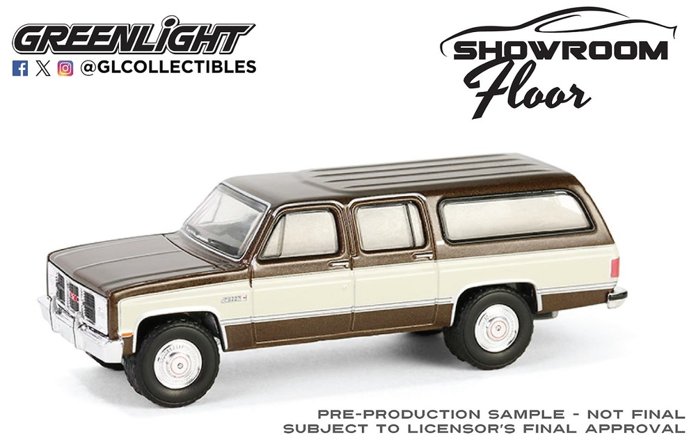 GMC Suburban - Indian Bronze and Doeskin Tan Showroom Floor Series 6 Greenlight 1/64 