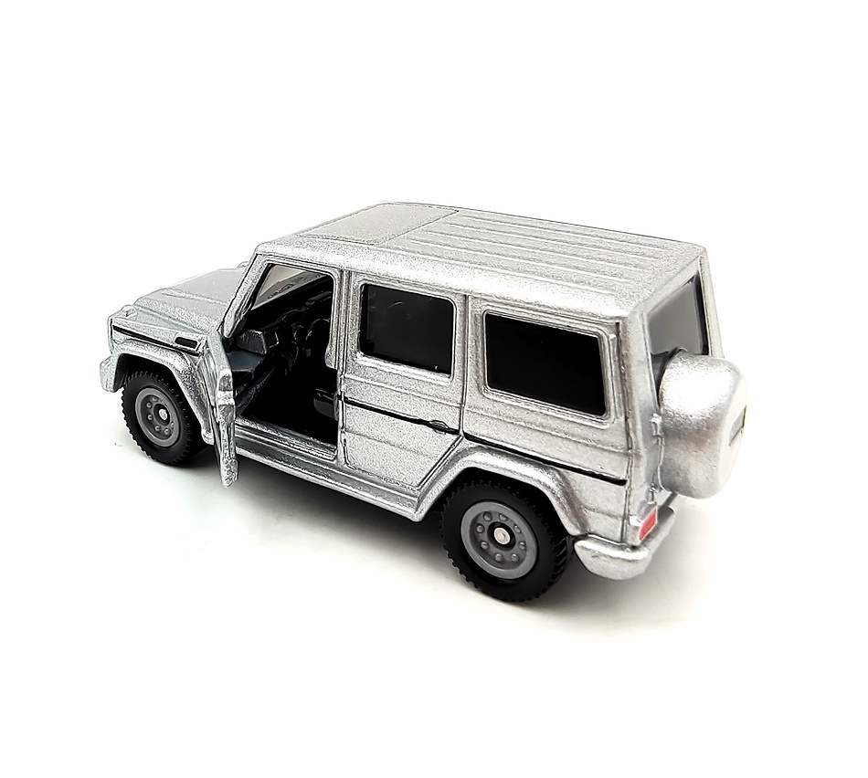 Mercedes Benz G-Class TD Tomica BX035 escala 1/64 