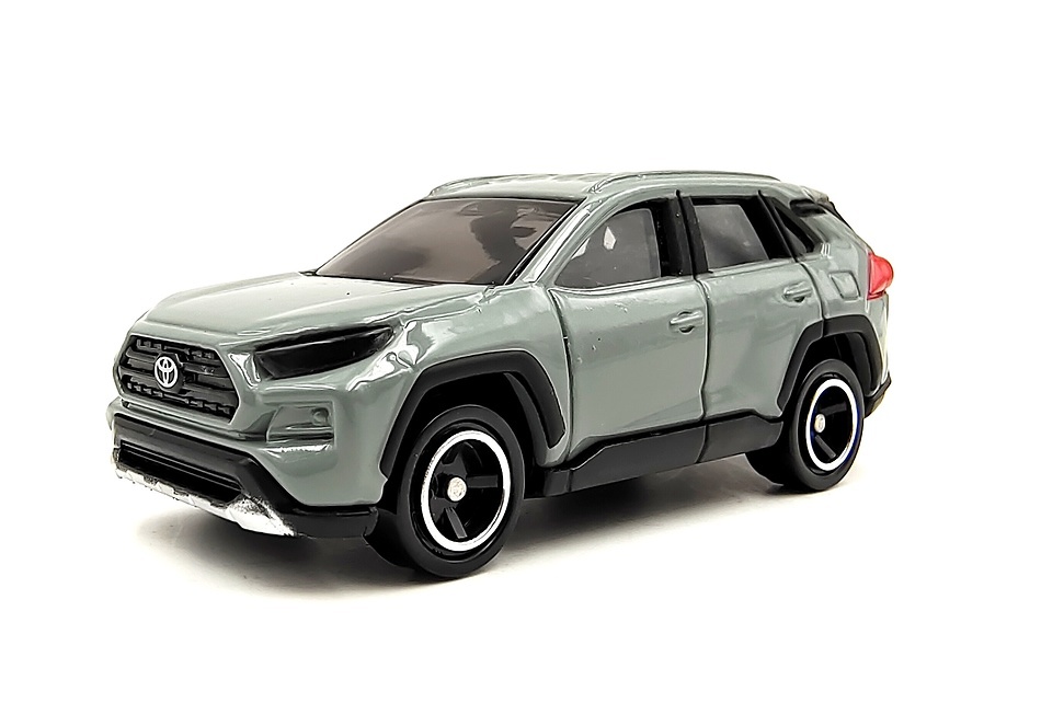 Toyota RAV4 TD Tomica BX081 escala 1/64 