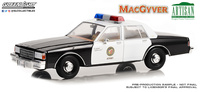 Chevrolet Caprice - MacGyver (LAPD) 2003 Artisan Collection Greenlight 1:18