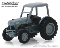 Ford 8N Tractor with open cab (1949) Greenlight 1:64