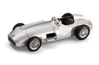 Mercedes W196 "Celebration end of season F1 Unterturkheim" Stuttgart (1955) Brumm R072B scale 1/43