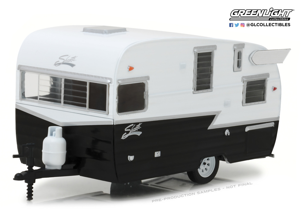 Caravana Shasta 15’ Airflyte (1960) Greenlight 18440B 1/24 