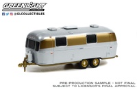 Caravana Airstream Double-Axle Land Yacht Safari Custom (1972) Greenlight 1/64