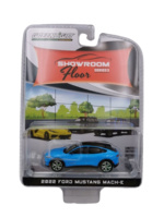 Ford Mustang Mach-E Premium (2022) "Showroom Floor Series 3" versión greenmachine 1/64