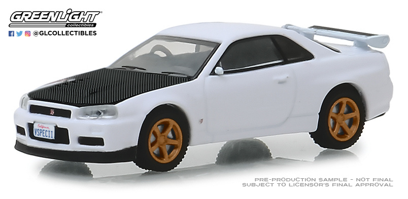 Nissan Skyline GT-R BNR34 V-Spec II (2001) Greenlight 1:64